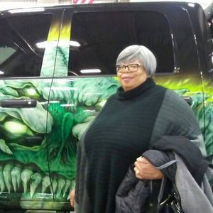 Meet your Posher, Leona